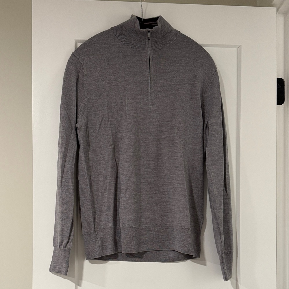 Brooks Brothers Men's Gray Half-Zip Sweater -size Medium